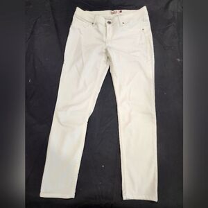 Women's 9 White Straight Leg Jeans Simple Classic Minimalist